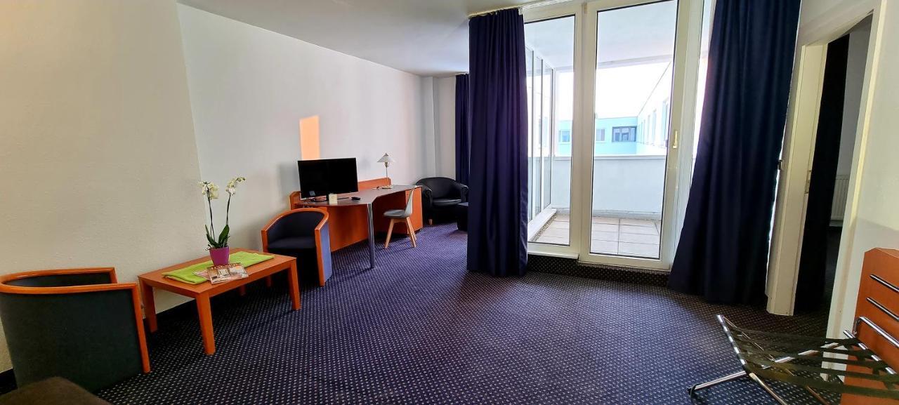 Exo Square Heidelberg/Schwetzingen - By Superfly Hotels Екстериор снимка